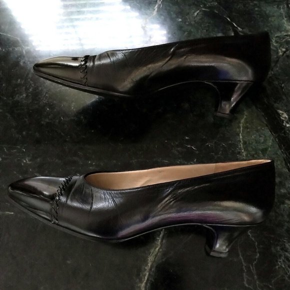 Chanel Classic Patent Leather Cap Toe Heels Pumps 36/ 6 - Picture 11 of 12